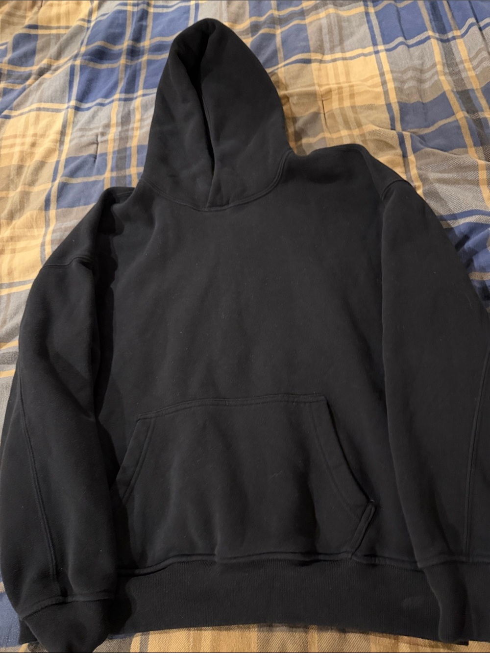 Abercrombie & Fitch Soft Essentials men’s size small black Hooded Sweatshirt